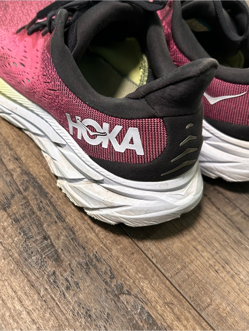 Hoka One One Clifton 8 Athletic Shoes Women's 9 D Pink w/ Black & White Running - Picture 5 of 11